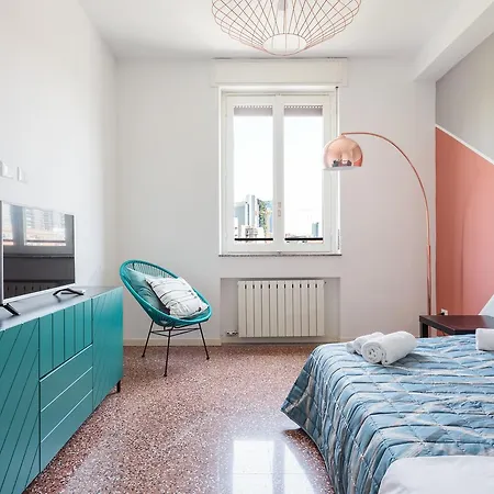 Milano Skyline Flat Milan